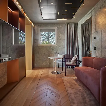 Casa Maito Hotel *